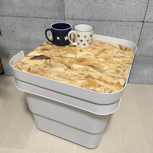 無印良品 頑丈収納ボックス・小☆天板☆材質：osb合板 サイドテーブル