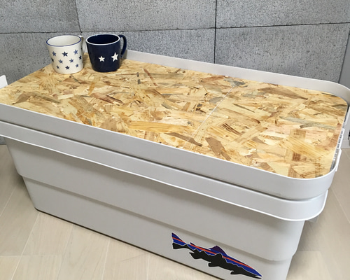 頑丈収納ボックス(大・小セット)専用 テーブル天板 未塗装 DIYベース 無印良品の「収納ボックス」を赤に塗装してキャンプ用テーブルに