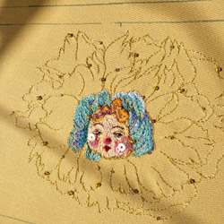 [花が女の子を食べる]オリジナルのかわいい油絵刺繍口金袋/ハンドバッグ 6枚目の画像