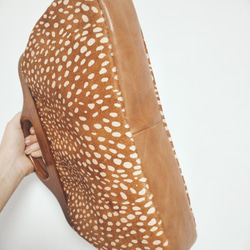 【LikeDeer】原创打版设计手工缝制真皮拼接木提手口金包孤品 第3張的照片