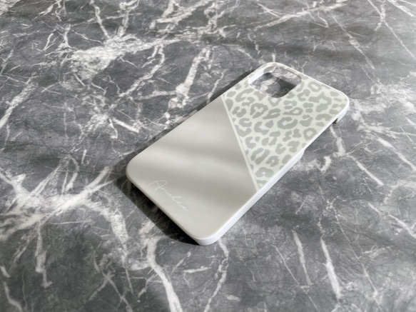 iPhone16シリーズ対応【受注制作】グレージュレオパード(ヒョウ柄) ハードケース　iPhone/Android対応 3枚目の画像