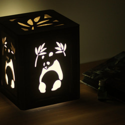 エアフレッシュランプ　パンダ　LEDで周囲の空気をキレイにするランプ　癒し　テーブルランプ 2枚目の画像