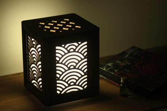 エアフレッシュランプ　和ー波　LEDで周囲の空気をキレイにするランプ　癒し　テーブルランプ 2枚目の画像