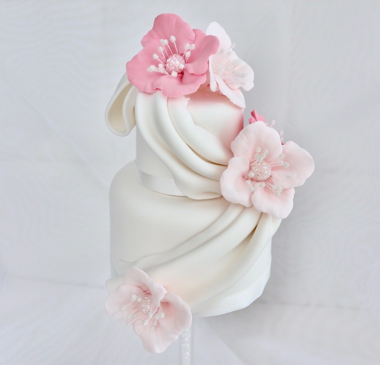 リボン流れるクレイケーキ / ウェスカムスペースやインテリアに♡