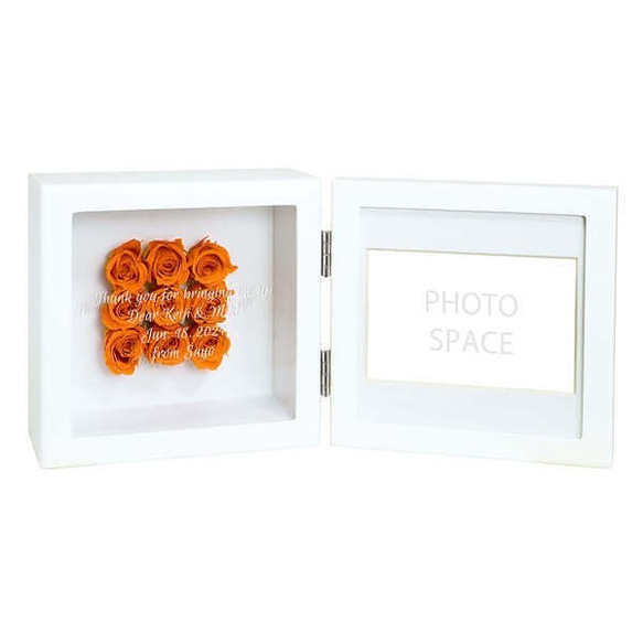 【名入れ】おめでとうの花束をプリザーブドフラワーで贈る プリザーブドフラワー スクエアフレーム オレンジ 2枚目の画像