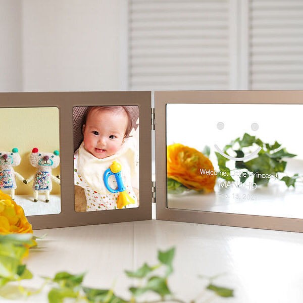 【名入れ】結婚祝い 出産祝い 内祝い 還暦祝い 大事なシーンをいつまでも形に残したい フォトフレーム ミラーパネル M