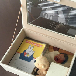 【名入れ】メモリアルボックス フリーケース ベージュ 思い出の品を飾りながら収納できるメモリアルボックス 2枚目の画像