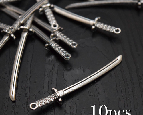 (美品)シルバー 剣型 チャーム トップ Chrome Hearts - クロムハーツ #5DAGGER/#5ダガーチャーム