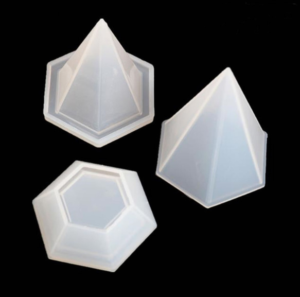 シリコン型 モールド 蓋つき容器 六角錐【シリコンモールド オルゴナイト レジン  固まるハーバリウム ケース 容器 】 1枚目の画像