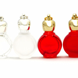 ミニ香水瓶アロマペンダントトップ　タイコ　色選択必須　スキ透明・赤・赤黄フロスト（穴あきキャップ&パッキン付） 1枚目の画像