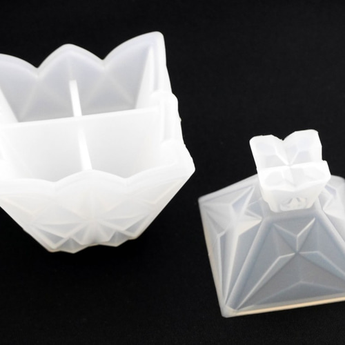 シリコン型 モールド 蓋つき小物入れ 宝石箱【オルゴナイト