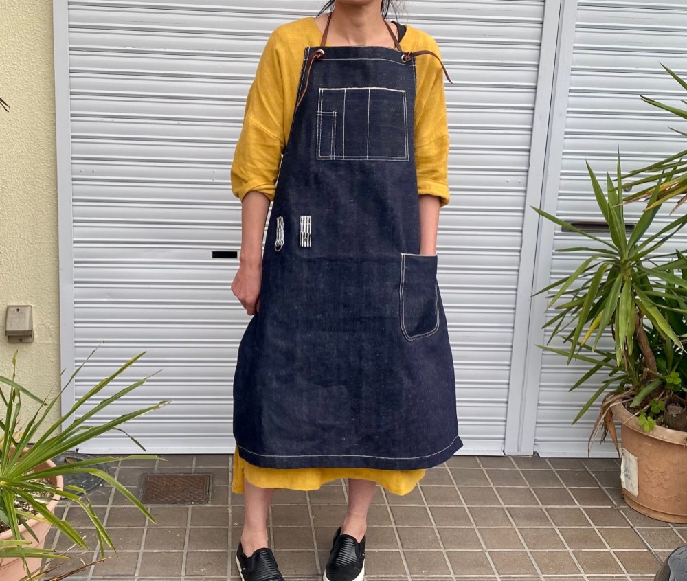 ヘンプコットンセルビッジ岡山デニムロング丈エプロン×イタリア本革/アウトドア、おうちキャンプ、カフェにも