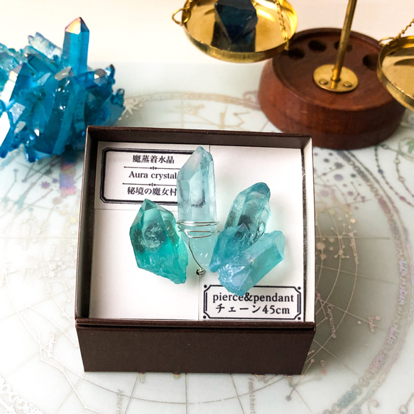 【冬季限定コフレ】魔蒸着水晶の標本箱 ピアス/イヤリング 3枚目の画像