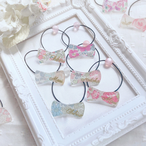 ハンドメイド★キッズリボン★ピンク★ふわふわファーにビジュー付き★お出かけに ハンドメイド☆キッズリボン☆ピンク☆ふわふわファーにビジュー
