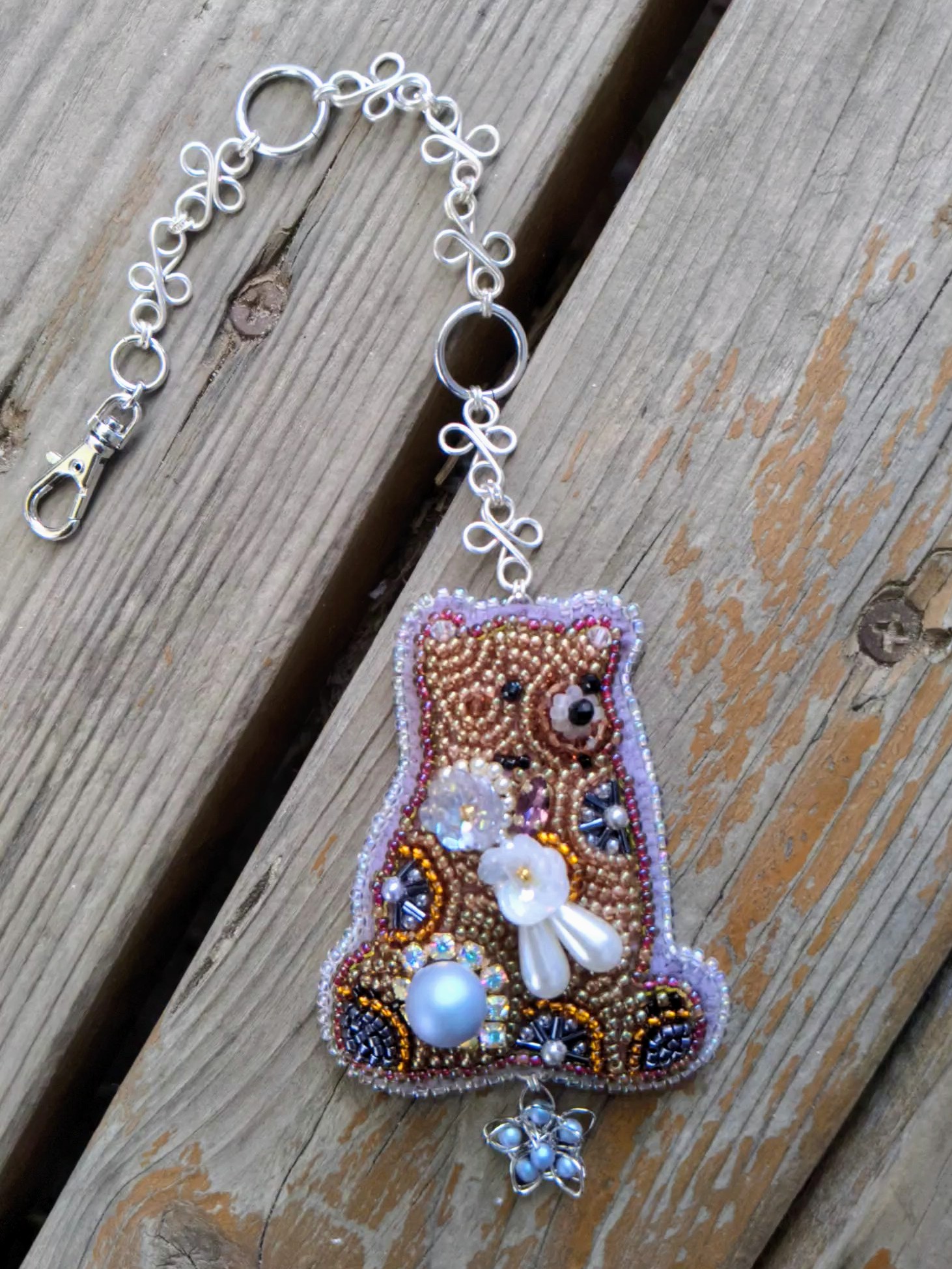 クマとパールのバッグチャーム 4,250円