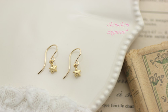 ≪14kgf≫vintage swarovski ハートピアス ブラックダイヤモンド