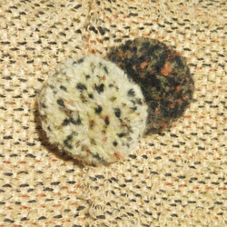 手織りウールのマフラー＊ボンボンブローチつき＊ 3枚目の画像