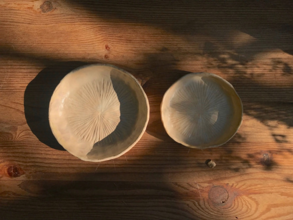 「米餅」竹土石山 chuhsienearth 13 竹土系列 沾醬盤 豆小盤 米白色 漬物碟 醬料 醬瓜 豆腐乳 第2張的照片