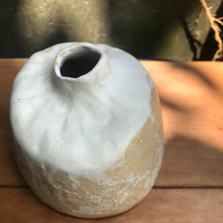「散步」竹土石山 竹土系列 花器 花瓶 居家 南洋含笑 樹皮紋 乾燥花 鮮花 第5張的照片