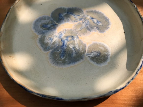 「 矢車菊」竹土石山 chuhsienearth 13 石山系列 蛋糕盤 淺盤 麵包 水果 蠟燭盤 飾品盤 放射狀 第3張的照片