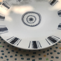 竹土石山 chuhsienearth 13 石山系列 「迎接」大圓盤 湯盤 深皿 手作 手繪 瓷器 生活 雜貨 第4張的照片