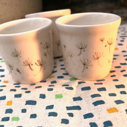 「蒲公英」竹土石山 石山系列 茶杯 濃縮咖啡杯 烈酒杯 禮物 器皿 雜貨 設計 風格 手繪 花園 自然 綠色 第3張的照片