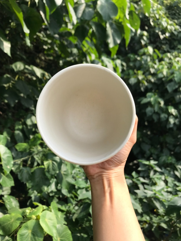 「秘密」竹土石山 竹土系列 花器 花瓶 筆筒 大水杯禮物 器皿 設計 風格 自然 米白 米黃 乳白 多功能 第4張的照片
