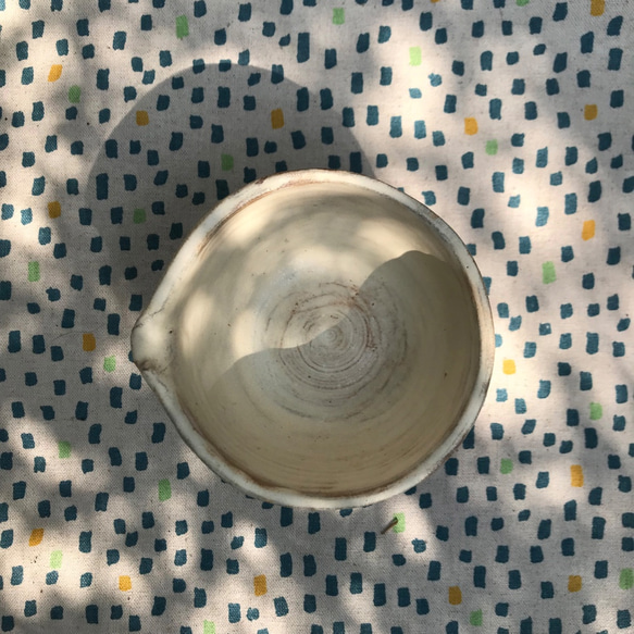 「沈積」竹土石山 chuhsienearth 13 竹土系列 牛奶壺 茶海 杯 菊皿 咖啡歐雷 琥珀色 化石感 半浮雕 第3張的照片