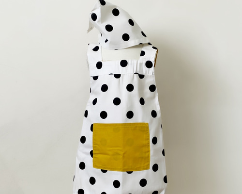 Kids♡リバーシブルエプロン90〜100サイズ 白ドット&からし色（三角巾