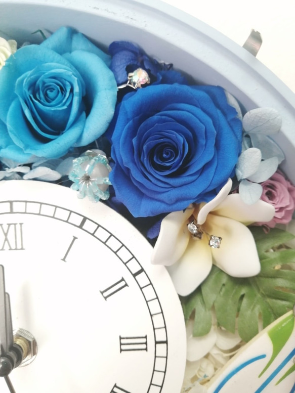 受注　海の花時計　プリザーブド　置時計掛け時計サーフボード青　サーフィン　プルメリア　開店　新築　結婚祝い　各種お祝 2枚目の画像