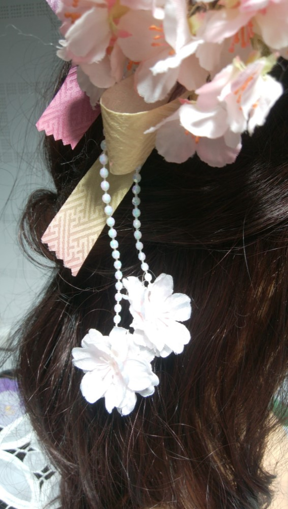 桜かんざし　銀ラメフェザー　ダイヤピック　和リボン　成人式　結婚式 2枚目の画像