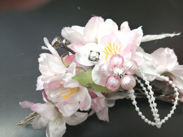 桜のヘッドドレス結婚式、卒業式、パーティー　成人式　 5枚目の画像