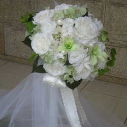 受注　Wedding　清楚ALLプリザーブドフラワーの白薔薇のブーケ　ブートニア付き　結婚 3枚目の画像