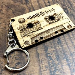 Spotify Code カセットテープ型キーリング・キーホルダー・キーチェーン ナラ製 オーク材 レトロ 3枚目の画像
