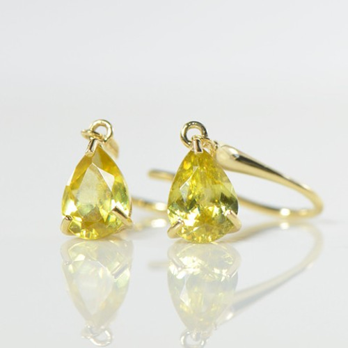 おすすめ K18 スフェーン ピアス BP056-28 ピアス（フック・チェーン アクセサリー