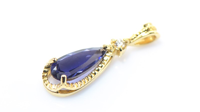 K18 アイオライト ダイヤ ペンダントトップ YK-BJ016-28