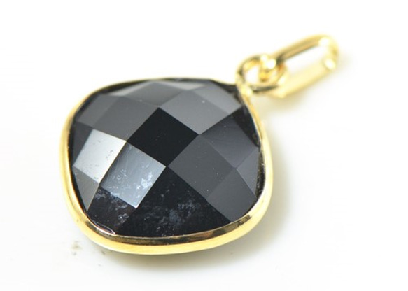 K18 ペンダント トップ オニキス 0.65 g 楽天市場】オニキス