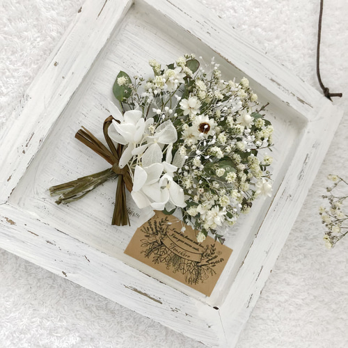 ドライフラワーボードアレンジ／かすみ草のブーケ／壁掛け立て掛け2way  