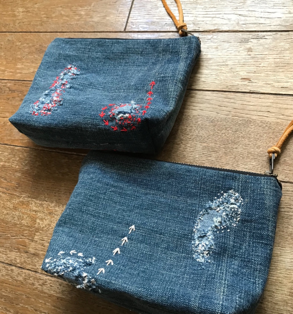 白赤渦刺し子刺繍小物入れ 3枚目の画像