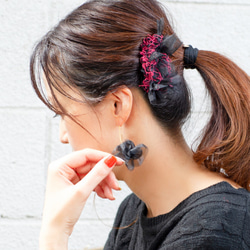Sustainable tweed-style hair clip: red [Enshu textile x Saki kni 第1張的照片