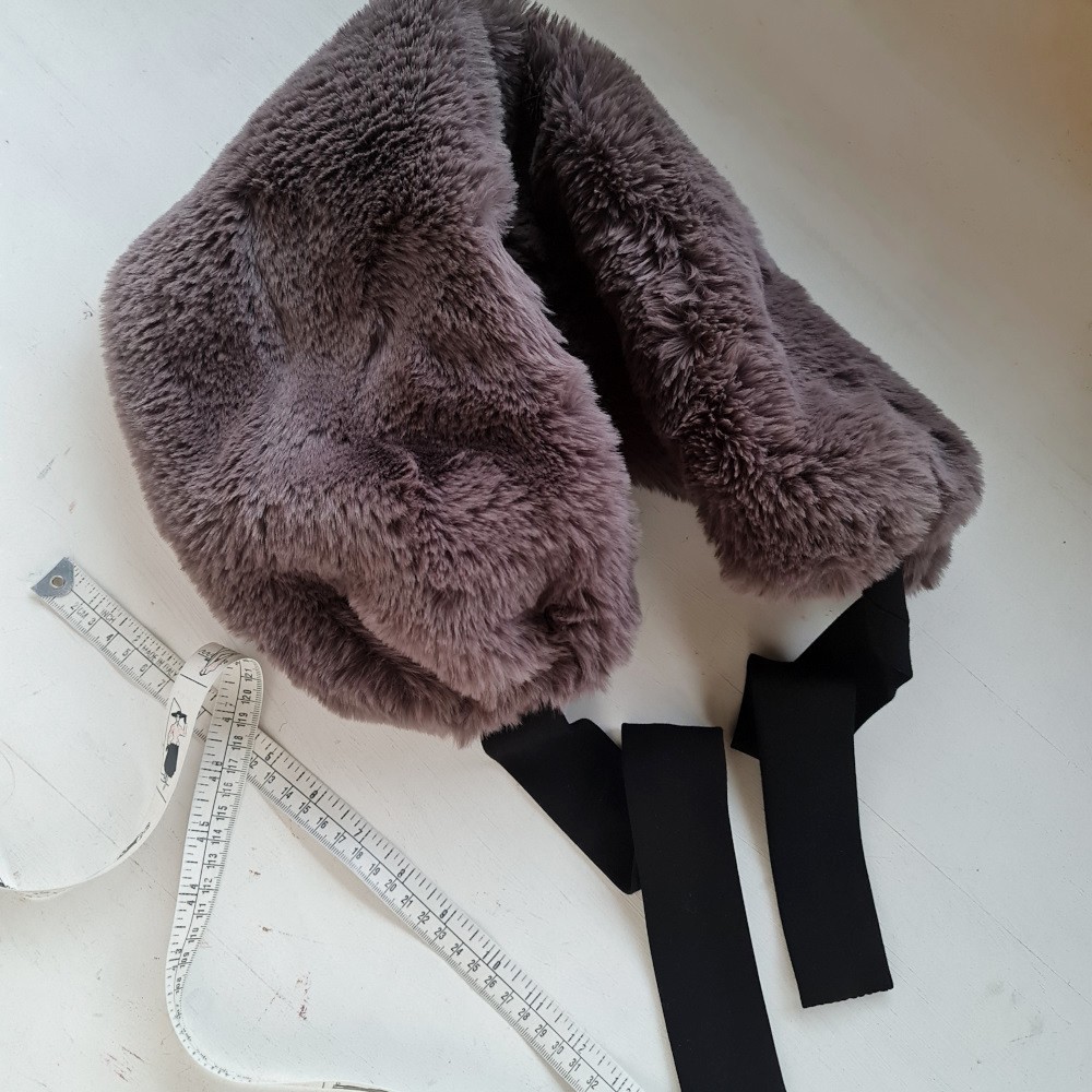 ふわふわなのに洗える！3wayえりまきミニマフラー｜もふもふアニマルフリー｜スモーク