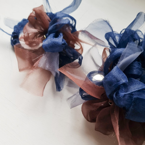 【秋冬限定】迷你 | Azzurro | 七彩花朵針織髮圈 第3張的照片
