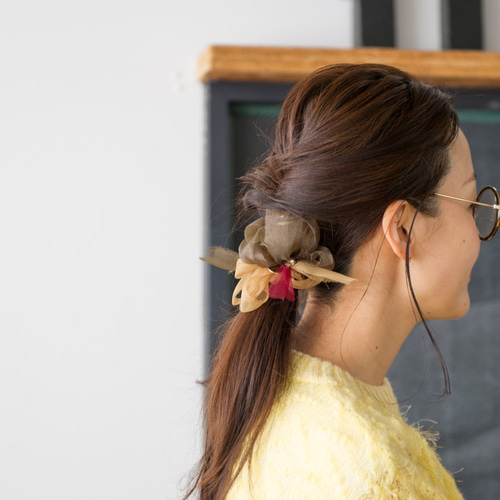 mini｜カフェ｜彩る咲き編みシュシュ シュシュ chiko 通販｜Creema 