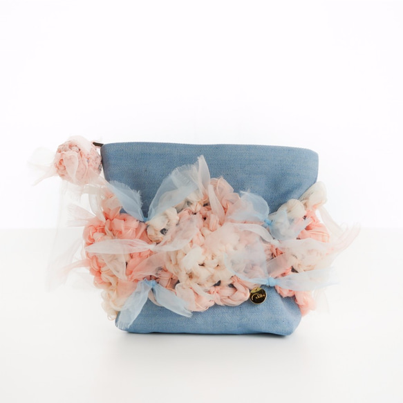 Lovely Pastel- 咲き編みフラワー×デニムポーチ 5枚目の画像