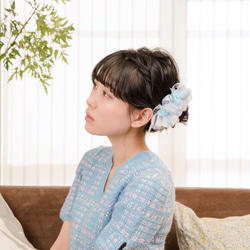 ワスレナグサ｜咲き編みバレッタ/ヘアクリップ 2枚目の画像