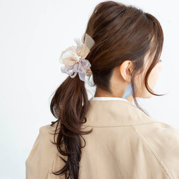 mini｜奶茶｜七彩花朵針織髮圈 第4張的照片