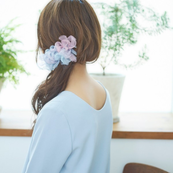 アジサイ｜咲き編みバレッタ/ヘアクリップ 1枚目の画像