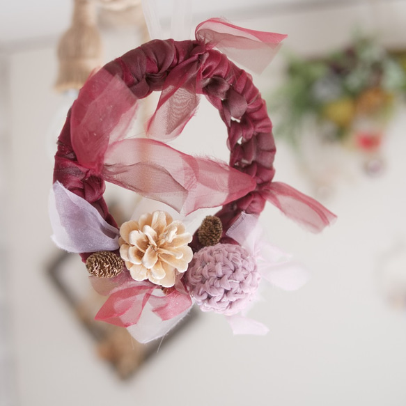 盛開的水果花環，為冬天增添色彩｜禮物 第7張的照片