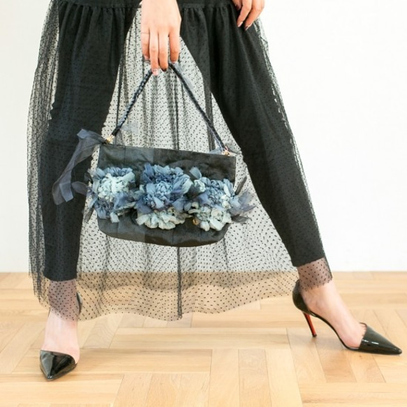 【NEW】モノトーン｜咲き編みクラッチ・ハンドバッグ（畳縁） 2枚目の画像