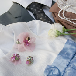 【親子/家庭】你可以選擇！ Koburi 盛開的胸花 | 自由、有機紗和亮片。 ｜玫瑰 第2張的照片